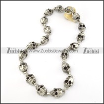 18 Ugly Skull Heads Stainless Steel Necklace in length of 24 inch -n000203