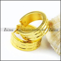Yellow Gold Stainless Steel Cutting Earring - e000019