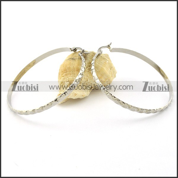 Unique Cutting Earring in Stainless Steel -e000625