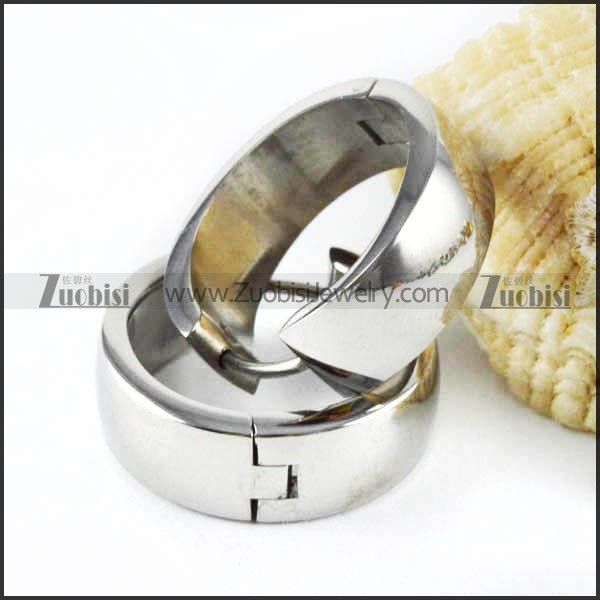 Polished Stainless Steel Earring - e000008