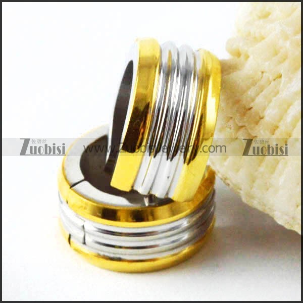 Stainless Steel Earring - e000035