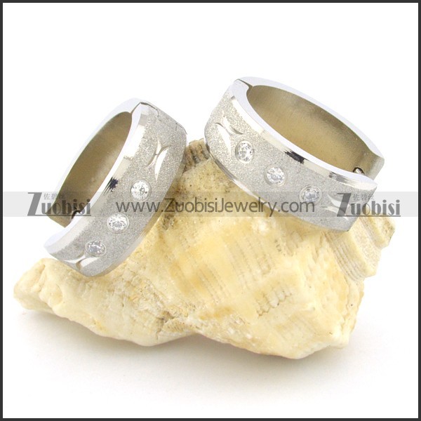 stainless steel cutting earring e000752