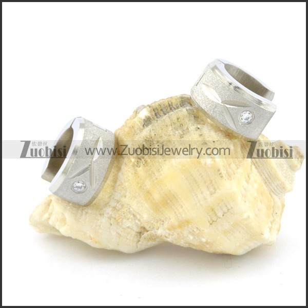 unique cutting earring e000772