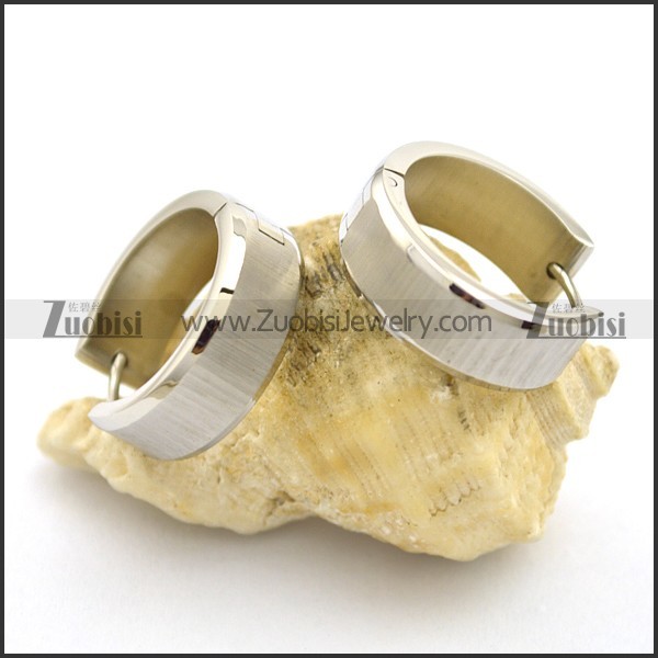 7MM Stainless Steel Cutting Earring e001018