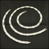 White Ceramic Necklace and Bracelet Set s001012