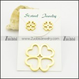 gold plating four-leaf clover pendant and earring set s000931