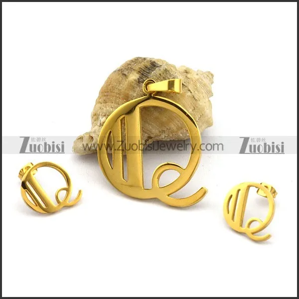 Q Jewelry Set in Gold Plating Stainless Steel s001274