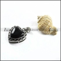 Twinkling Black Stone Stainless Steel Heart Pendant - p000098