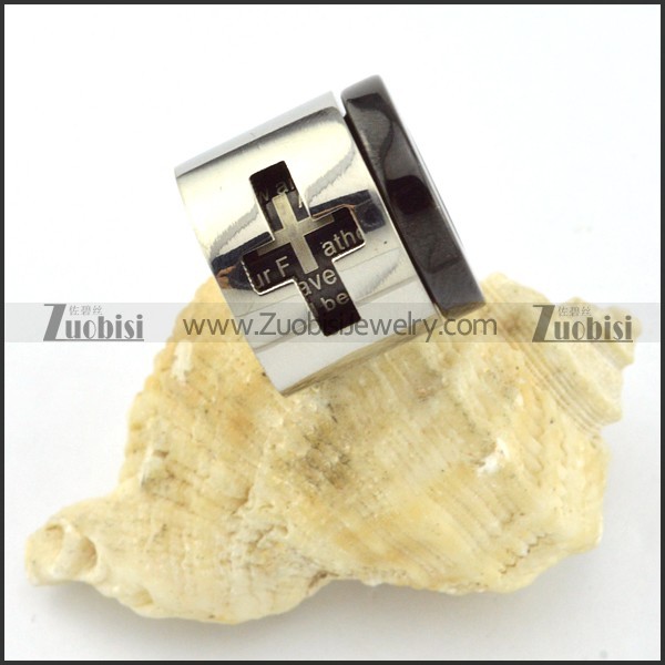 attractive noncorrosive steel Cross Pendants - p000521