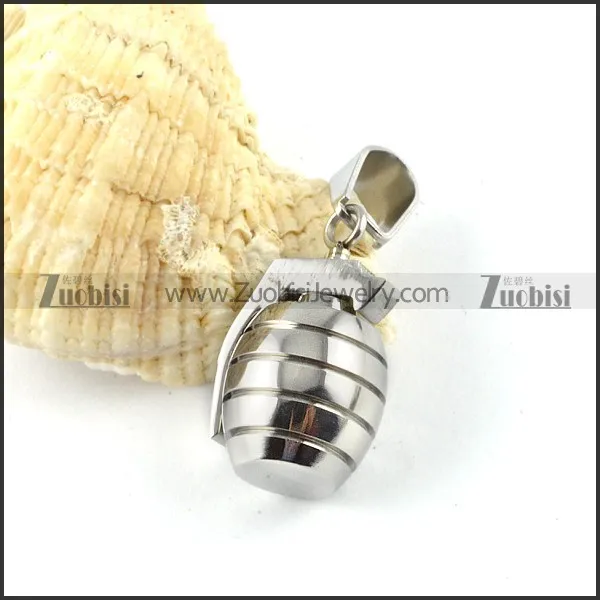Stainless Steel Bombshell Pendants -p000342