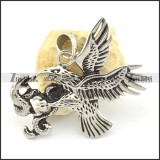 A hawk snake pendant p001496