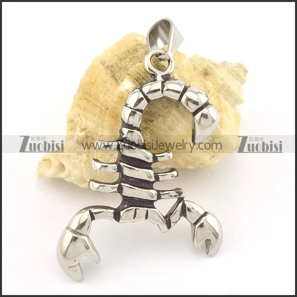 special scorpion charm in stainless steel p001543