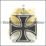 Maltese Cross Pendant p001413