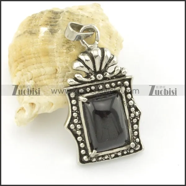 black stone pendant in stainless stee metal p001472
