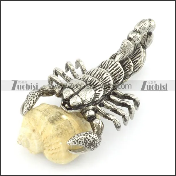 Unique Scorpion Pendant for Men p001532
