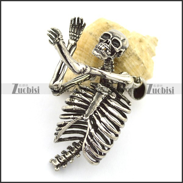 Horrible Human Skeleton Upper Part of the Body Pendant p002295