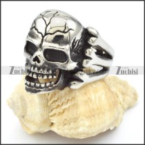 Stainless Steel Skull Ring - r000324