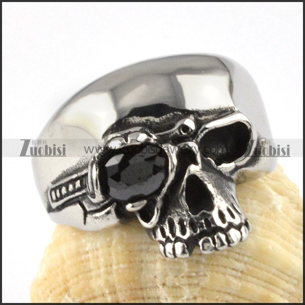 One-eyed facted rhinestone Skull Ring in Stainless Steel - r000077