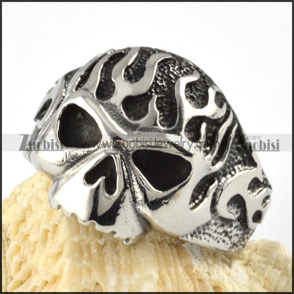 Stainless Steel Fire Skull Ring for Bikers - r000061