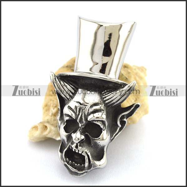 Gentleman Skull Pendant p002829