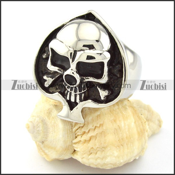 Black Heart Shaped Stainless Steel Skull Rings -r000695