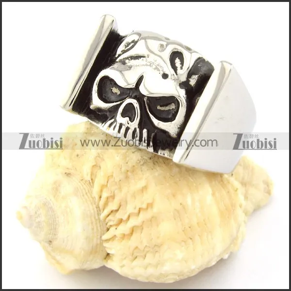 China Stainless Steel Skull Ring from biggest jewelry manufacturer -r000688