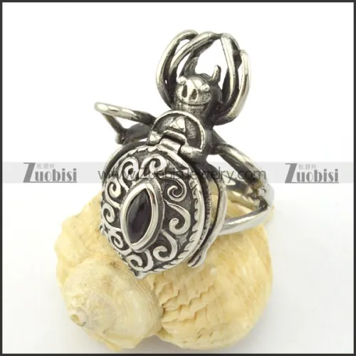 Stainless Steel Beetles Ring r001148