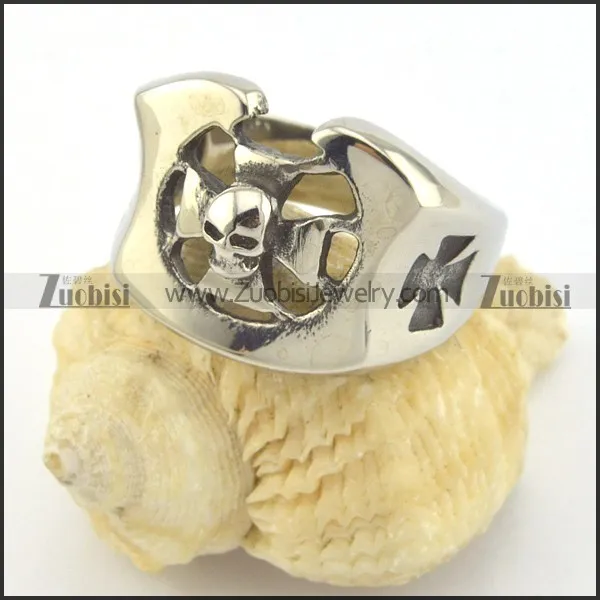 malta cross skull ring r001355