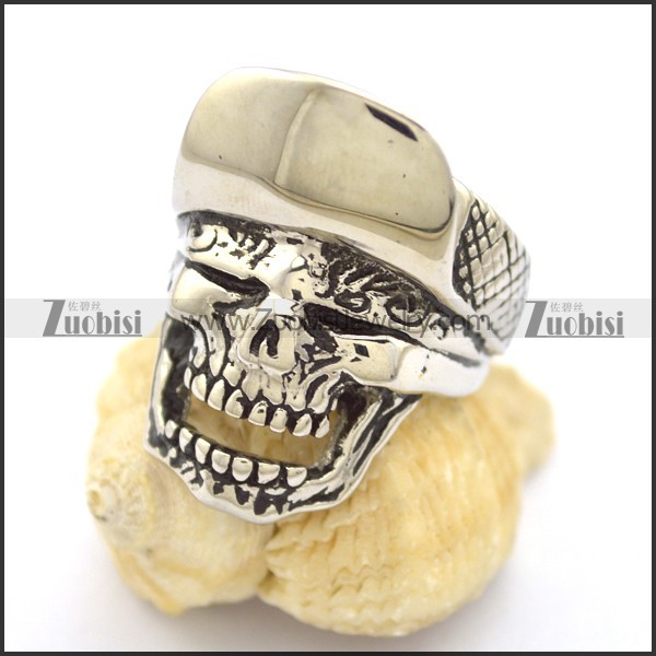 Skull Ring with Baseball Cap r001794