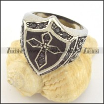 The cross on the shield ring r001402