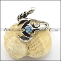 scorpion ring with small clear blue zircon r001736