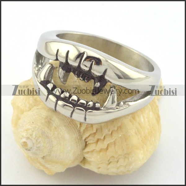 big mouth ring with sharp teeth in stainless steel r001335