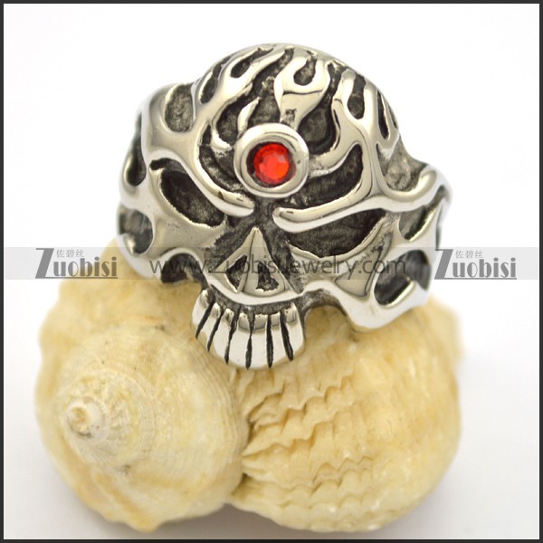 solider skull ring with one red stone in forehead r001661