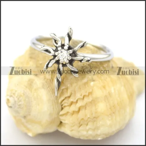 clear stone unusual rings for women r002067