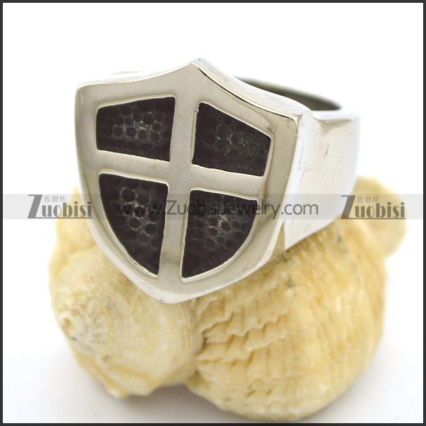 Simple Shield Ring r002312