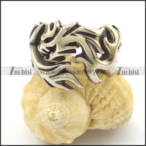 Chic Dragon Ring r002324