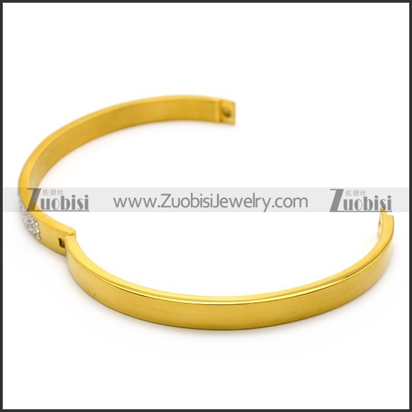 b006824