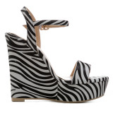 Arden Furtado 2018 summer high heels 12cm wedges buckle strap platform striped fashion sandals casual shoes women ladies girls big size sandals