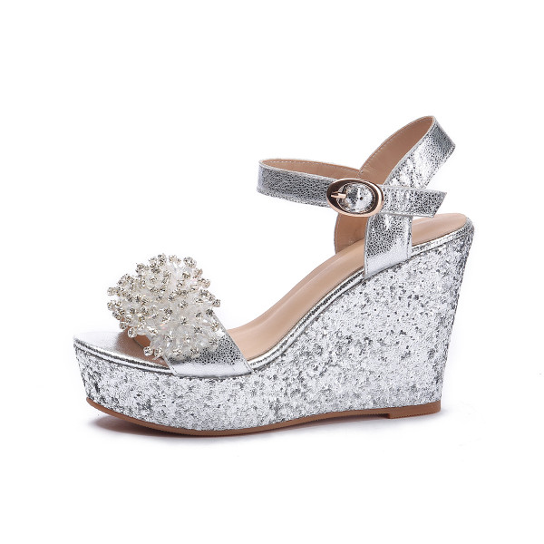 Arden Furtado 2018 summer high heels platform wedges crystal rhinestone flowers silver fashion buckle sandals shoes for woman