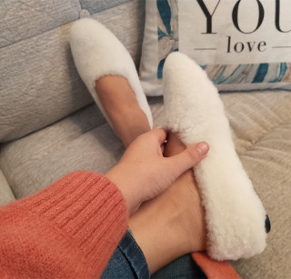 Drop shipping wool flats white brown black fur women's shoes comfortable large size china girls shoes female