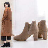 The 2018 winter women's shoes Europe station fashion international point pure color thin high heel short boots