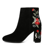 Fashion women's shoes in winter 2019 pointed toe chunky heels women's boots short boots zipper ethnic big size flower black