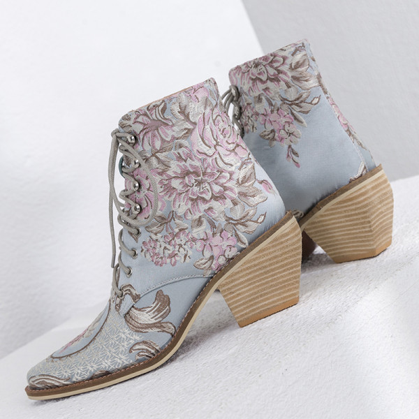 US$ 58.00 - Fashion shoes 2019 pointed toe embroidery chunky heels flower strange style heels