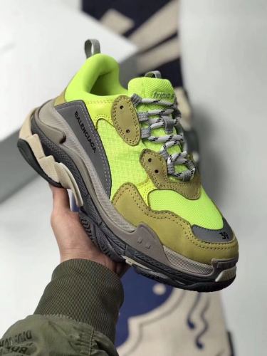 Falection 18ss Balenciaga New Light Green Triple S Sneakers