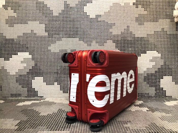 Falection 18ss SUPREME X RIMOWA TOPAS MULTIWHEELS LUGGAGE SUITCASE