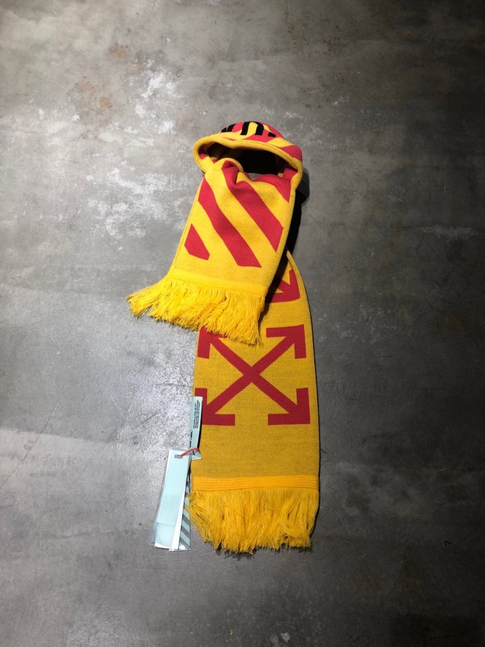 OFF WHITE 19FW ARROW DIAG JACQUARD KNITTED CASHMERE SCARF
