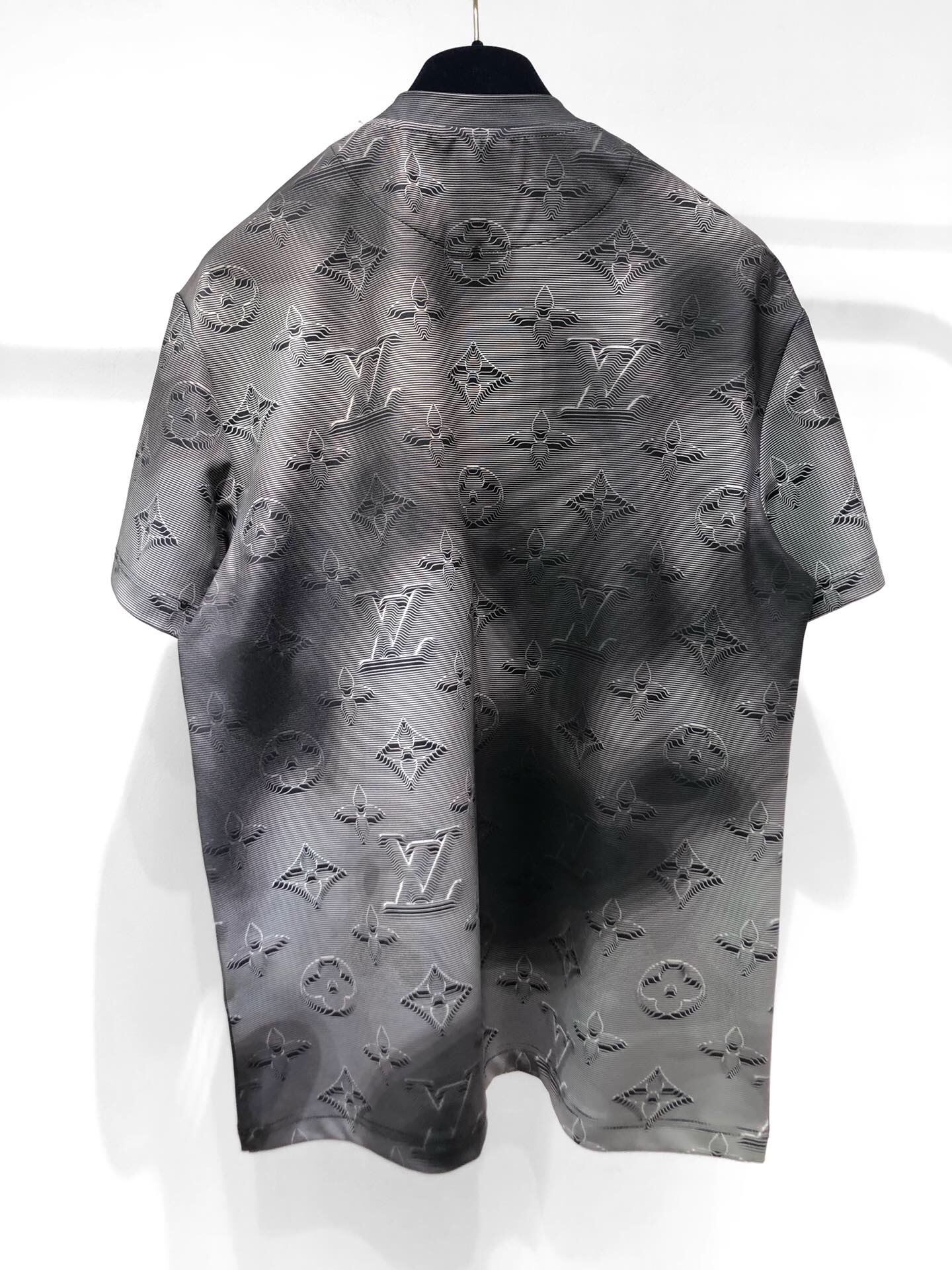 Supreme Louis Vuitton Monogram Skull Shirt - Tagotee