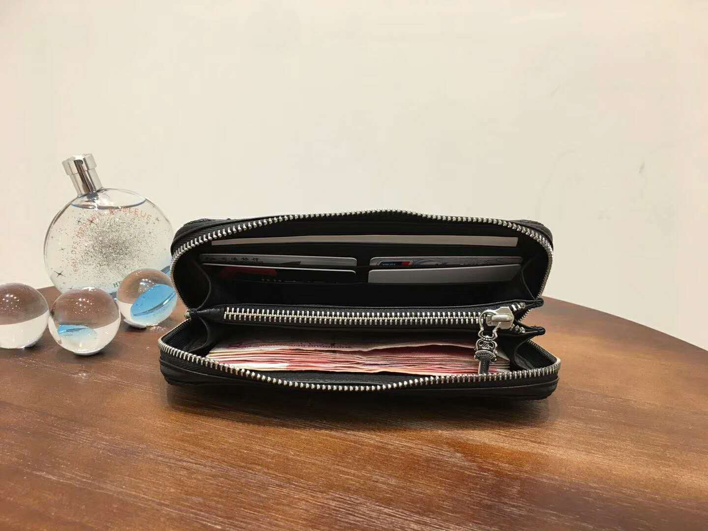 クロムハーツ 財布 Chrome Hearts セメタリー クロス ウォレット