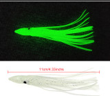 100pcs  Luminous Squid Skirts Soft Lure pesca 5cm/9cm/11cm Night Fishing Lure Octopus Glow Rubber Artificial Bait for Tuna Sai