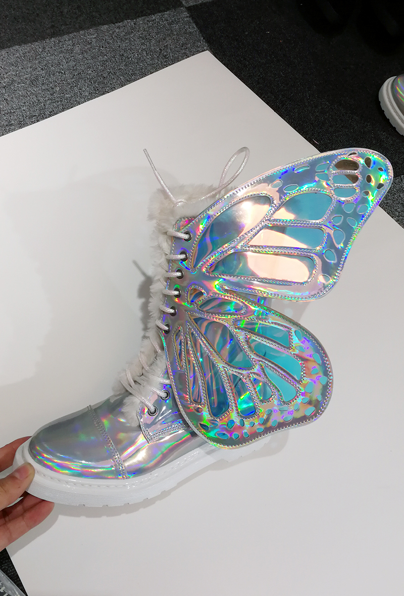 Holographic metamorphic outlet boots